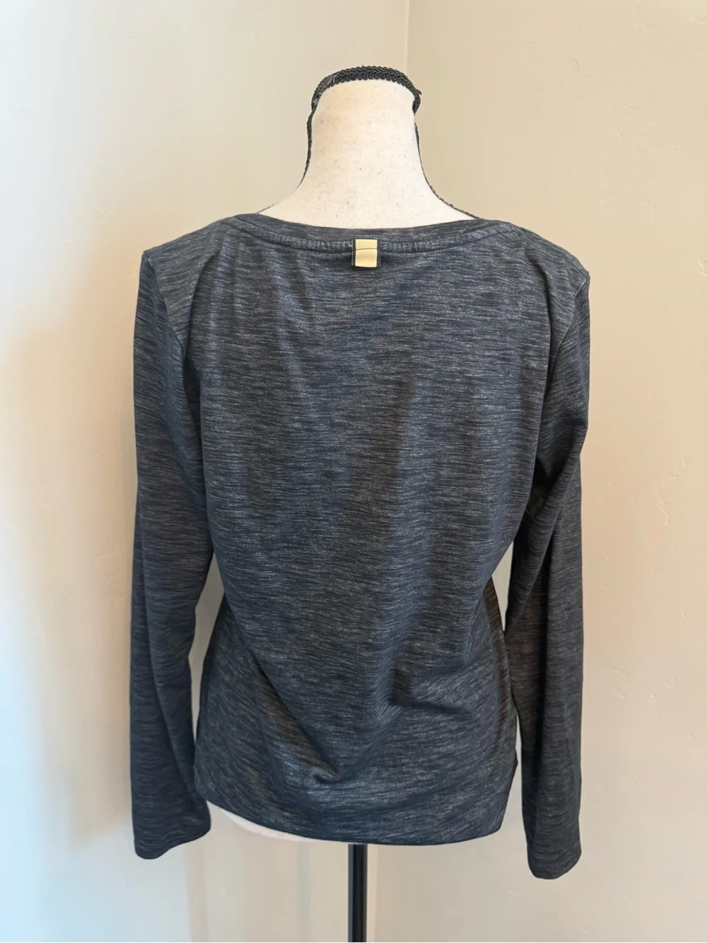 Nike Purdue Boilermakers Dri-FIT Long Sleeve Shirt Women’s Small NCAA